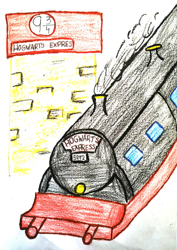 Dibujo infantil que representa el tren de Howards de la película Harry Potter y el andén del tren  Se representa la parte delantera del tren, de color negro y roja la parte cercana a las vías, y al fondo un cartel en el que pone anden 9 y 3 4, sobre una pared de ladrillo de color amarillo   