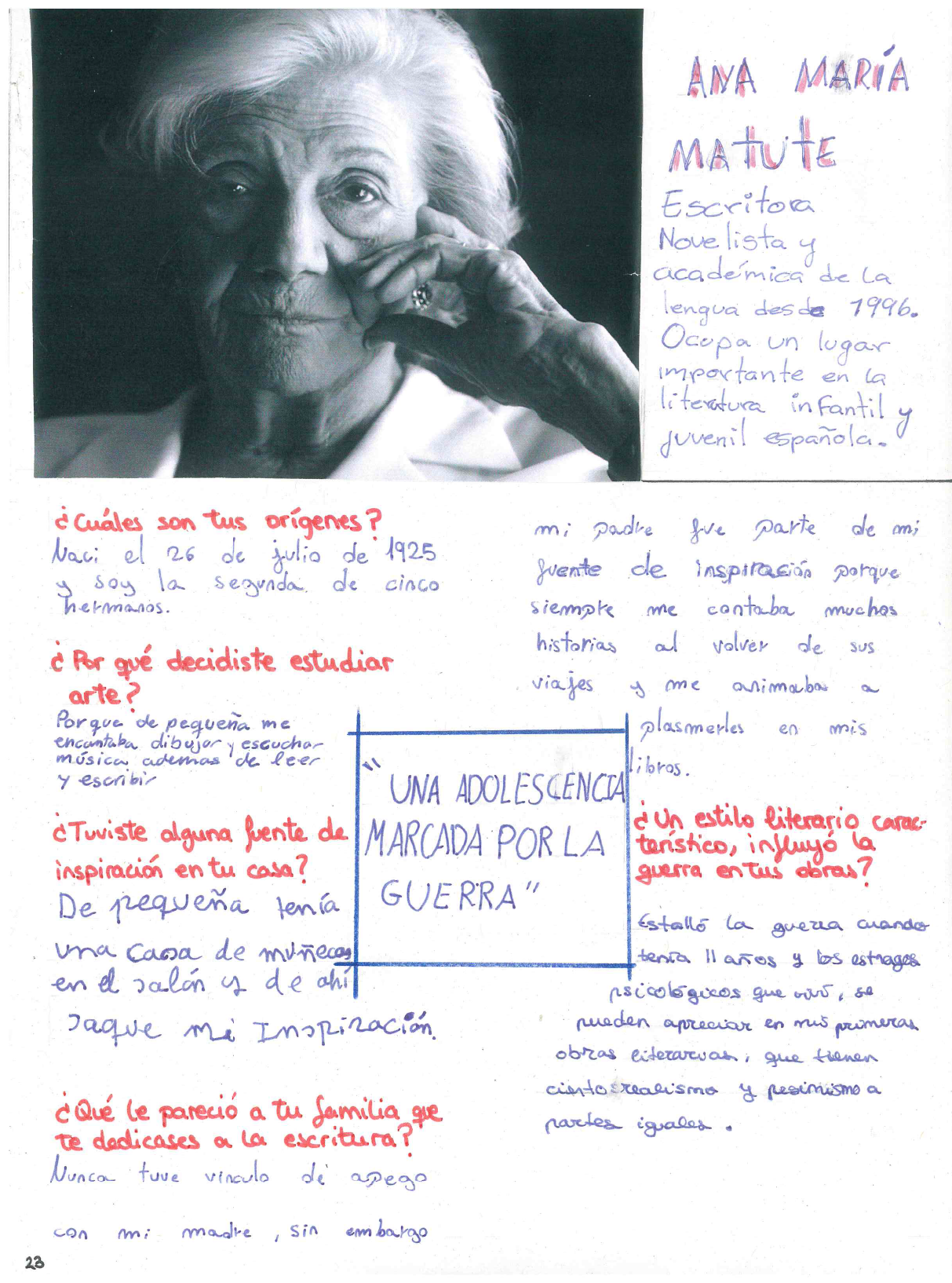 foto en blanco y negro de Ana Mar a Matute de avanzada edad, aparece seria y con la mano apoyada en su mejilla.